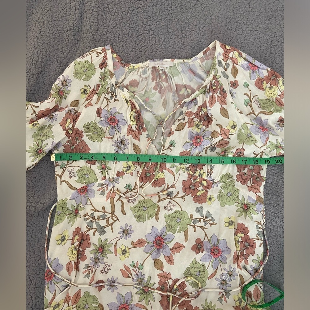 OLIVACEOUS PRINTED DRESS SIZE MEDIUM - Picture 4 of 9